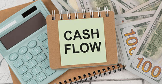 4 ways businesses can better control cash flow